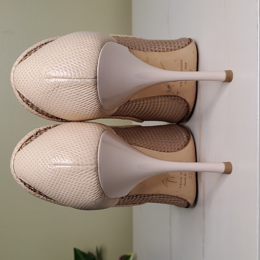 Giuseppi Zanotti | Beige Mesh and Leather Pumps Sz 37 - Picture 6 of 9
